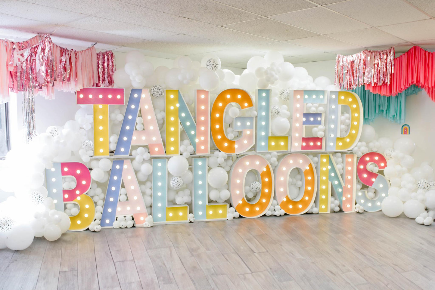 2/10 Groovy Kids Valentines Class